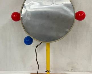 CLOSEUP VIEW BACK COUNTER DISPLAY