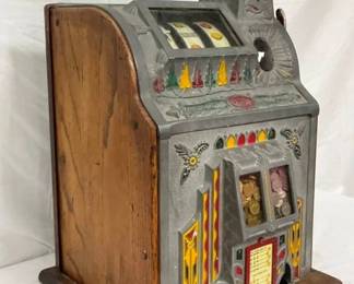 CLOSEUP VIEW SLOT MACHINE
