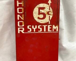 ORIG. 5C. LANCE HONOR SYSTEM BOX