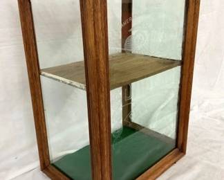 CLOSEUP VIEW OTHERSIDE