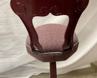 CLOSEUP VIEW BACKSIDE