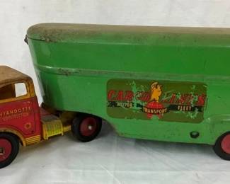 CLOSEUP VIEW OTHERSIDE