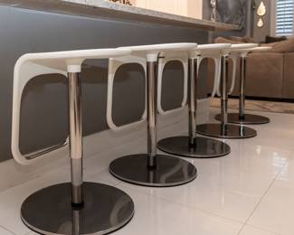 5 white and silver bar stools.  swivel 360 degrees.  Lever to raise and lower.  Strong heavy base.  NOW $75 each