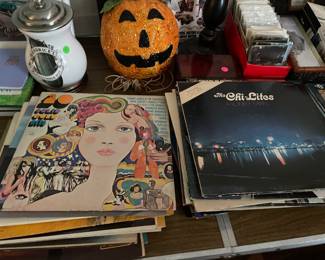 Many albums   Very vintage 