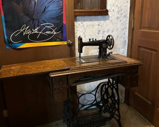 Big Value sewing machine cabinet