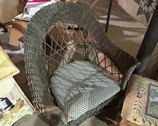 childs wicker chair
