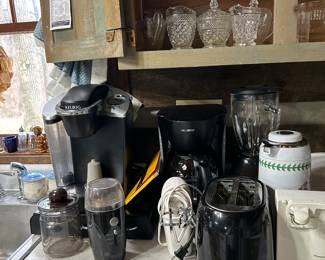 Keurig, mr coffee, toaster