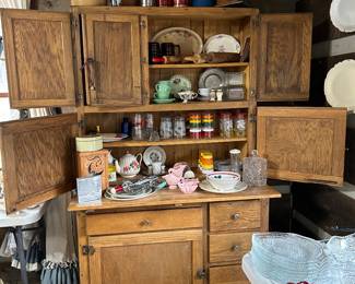 kitchen cabinet 