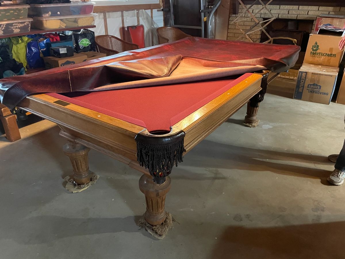 . . . EXCELLENT mesh pocket pool table