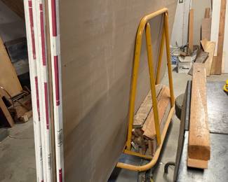 . . . closer look at the lumber/drywall cart