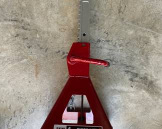 car jack
