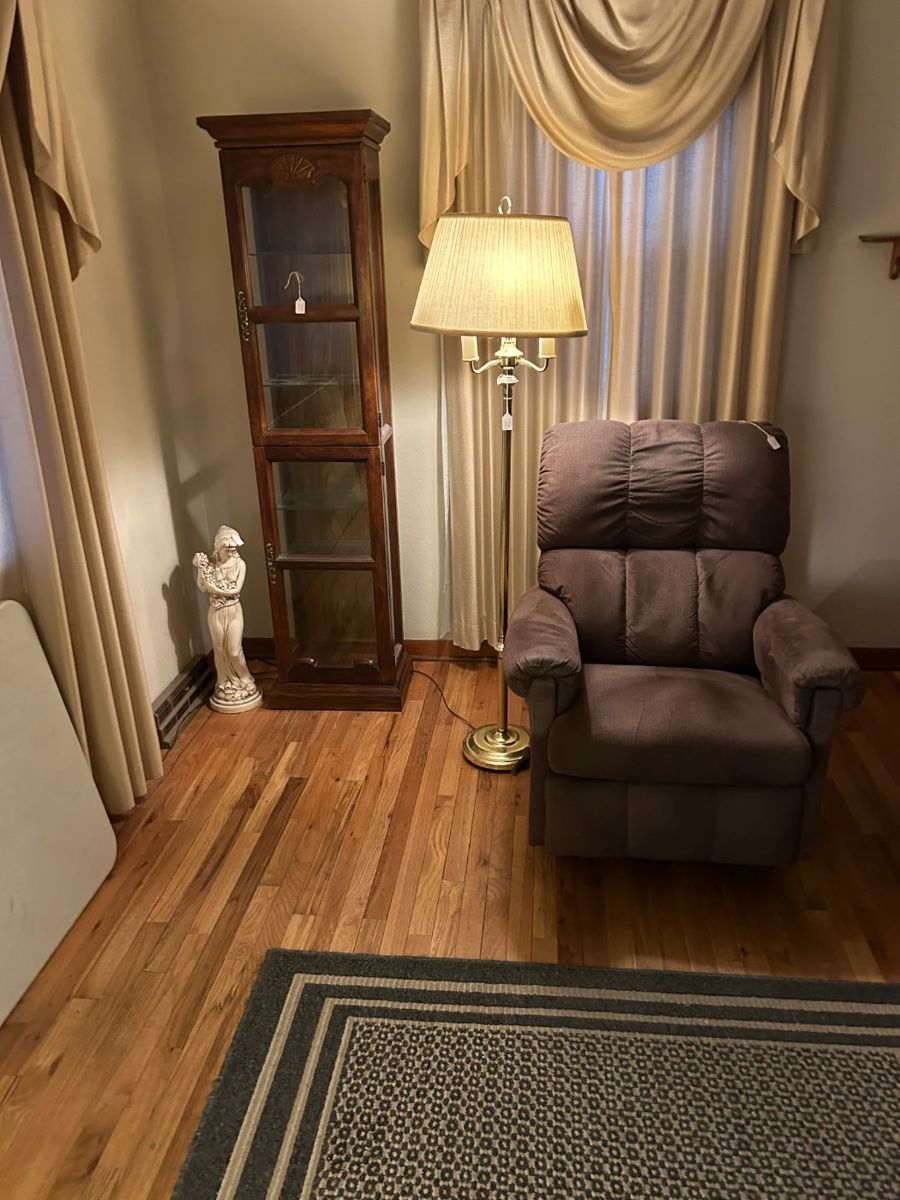 ESTATE SALE in Davenport, IA starts on 3/15/2024