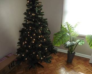 6 Foot Pre-Lit Christmas Tree & Plastic Plant