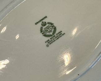 Beautiful Minton ‘Grasmere’ 60-piece china set