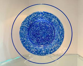 Mid Century Italian Neverrino Murano 23” wide decorative plate by Gae Aulenti, signed by Luciano Vistosi (manufacturer).  This plate is 3” deep