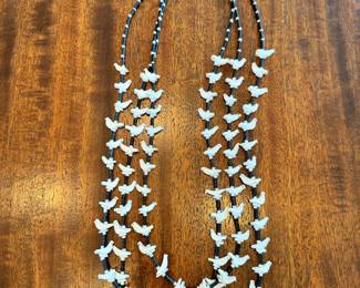Vintage 3-strand Zuni Fetish necklace