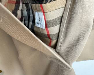 Vintage ladies Size 4 Petite Burberry trench coat with Burberry wool insert.  Also shown is a barely used Burberry 100% Cashmere wool scarf/muffler, sold separately 
