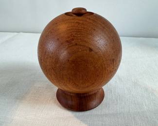 Early Quistgaard Nissen Design Salt & Pepper Grinder 