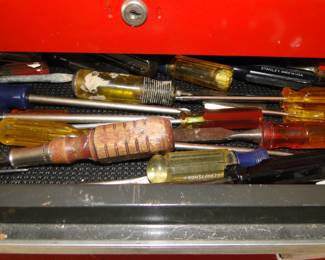 Various screwdrivers too