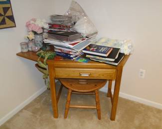 Nice corner desk with matching chair