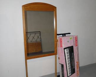 Mirror, attaches to any dresser