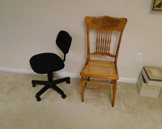 Smaller office or craft chair, and very nice solid oak vintage chair