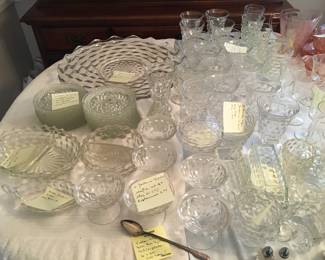 Gorgeous Fostoria Dinnerware!  Add to yours, start a new collection...some very rare and lovely pieces!
