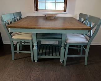 Like new Counter height table and 4 chairs in coastal blue