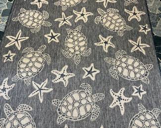 Indoor outdoor rug 5 by 7 ( Approximately) 