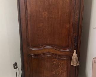 French Bonnetiere Louis lV style Cabinet 