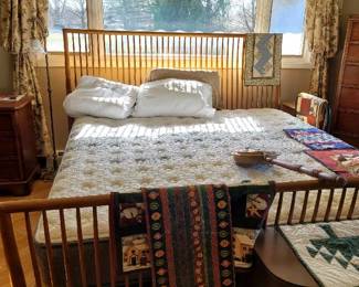 Thomasville king size bed