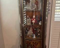 French-Style Vitrine Display Cabinet made of mahogany veneers with brass metal ormolu. Marine 1893  