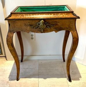 Antique Casket Velvet Lined European Display Table that measures 29 x 25 x 16 inches. An elegant place to display your treasures and keepsakes! 
