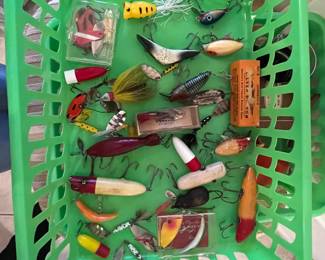 Antique fishing lures