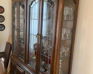 Drexel lighted china cabinet