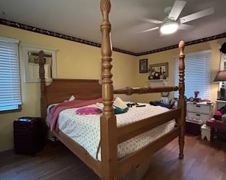 Queen four poster bed with mattress and boxspring