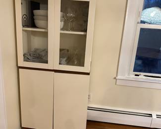Free standing kitchen storage cabinet 