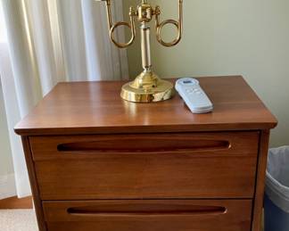 Mid Century 2 drawer nightstand