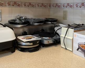 Cuisinart waffle maker, Toastmaster electric skillet, Toastmaster 5 cup coffee, maker, triple slow cooker, Aroma single burner, more