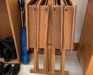 Solid wood tray tables