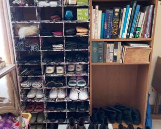 Women’s shoes, boots, accessories 