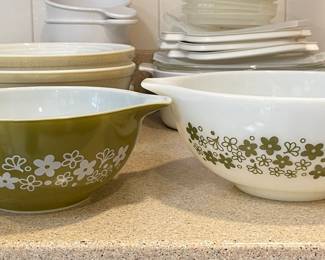 Vintage Avocado Spring Blossom Pyrex