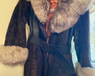 1970's Shear Beaver, Fox Collar Cuffs Coat