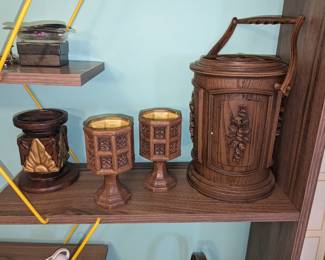 Faux wood ice bucket and 2 goblets