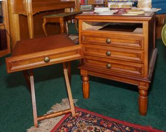 Folding tray furniture