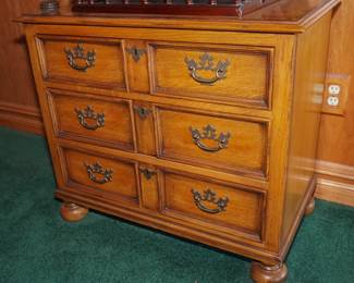 Oak chest