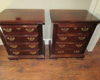 Pair of 4-drawer chests