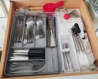 Flatware & utensils