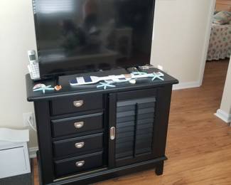 4 drawer cabinet is sold; TV still available 