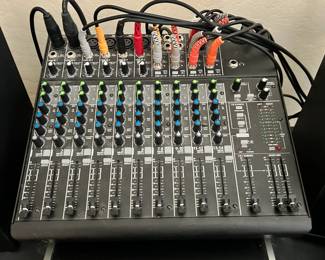 1402VLZ4 14-Channel Mic/Line Mixer
